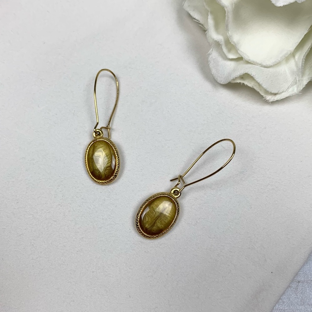 Vintage Light Tiger Eye Oval Kidney Wire Earrings